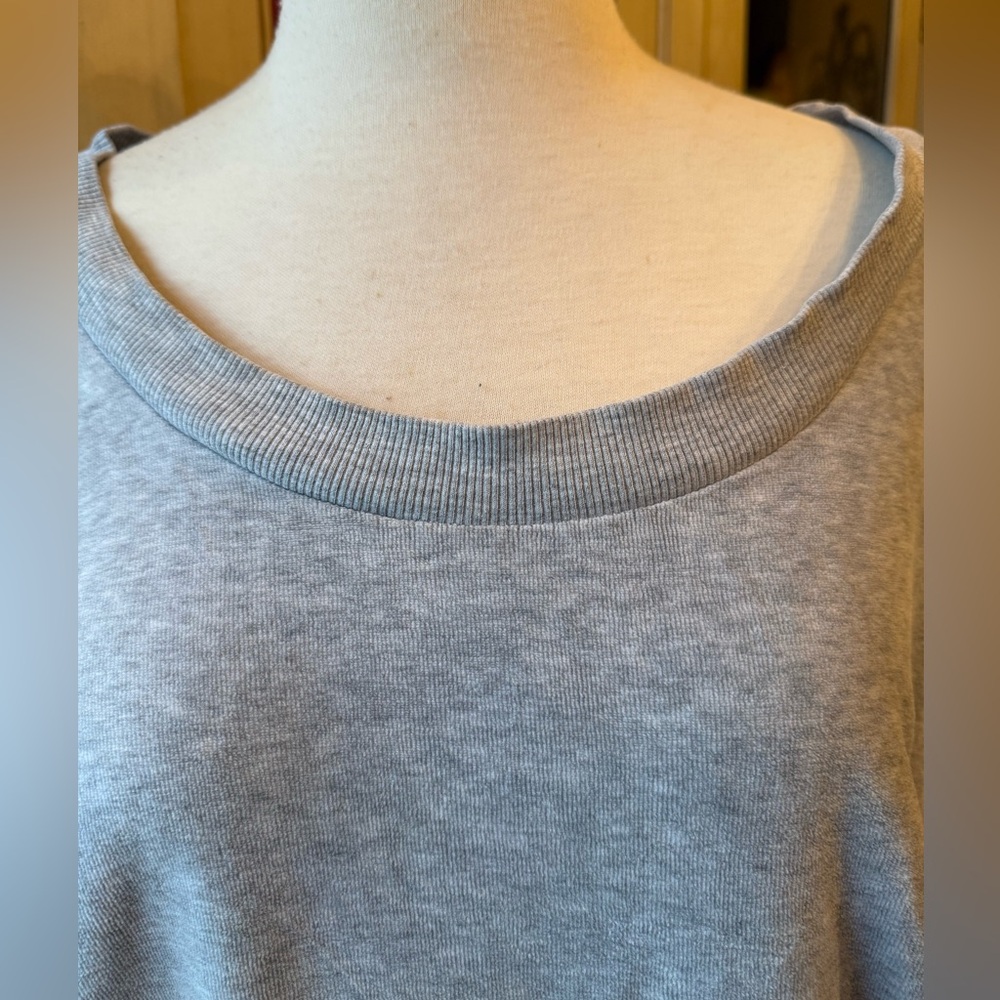 Sweatshirt Top - Picture 5 of 6